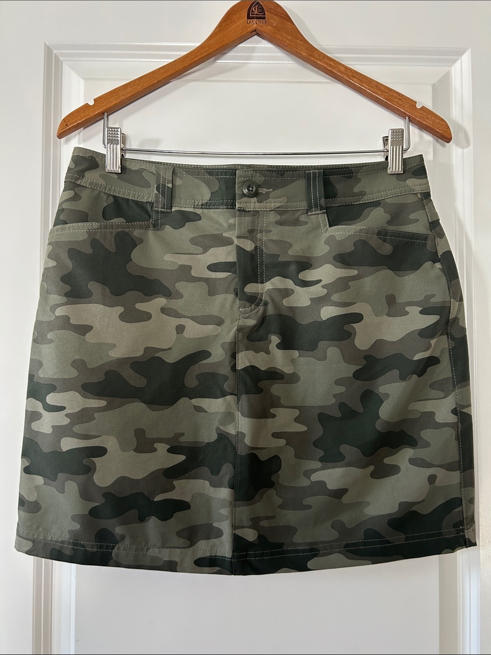 Eddie Bauer Camo Print Skort Sz 6 w MEASUREMENTS Green Pockets